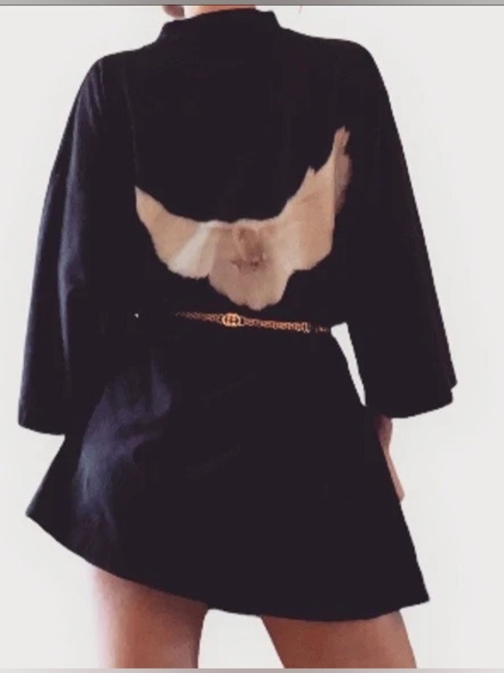 Yeezy Gap Engineered by Balenciaga Dove 3/4 Sleeve Tee 'Black' Sz M
(Ago A-2